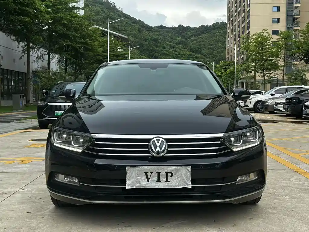Magotan 2017 380TSI DSG luxury model купить на сайте DeffCars