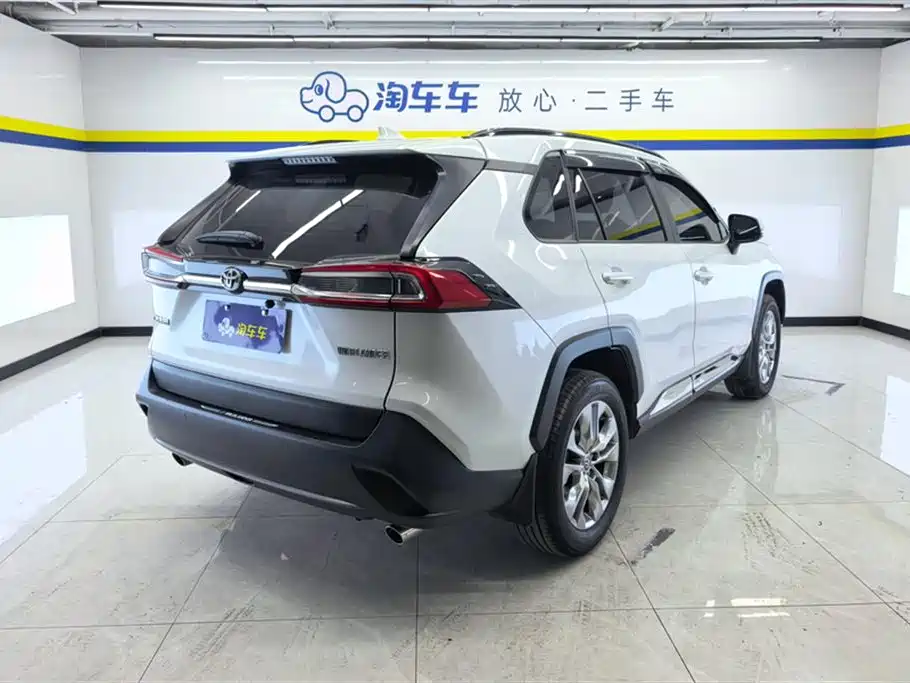 Wilanda 2024 2.0L CVT two-wheel drive leading version купить на сайте DeffCars