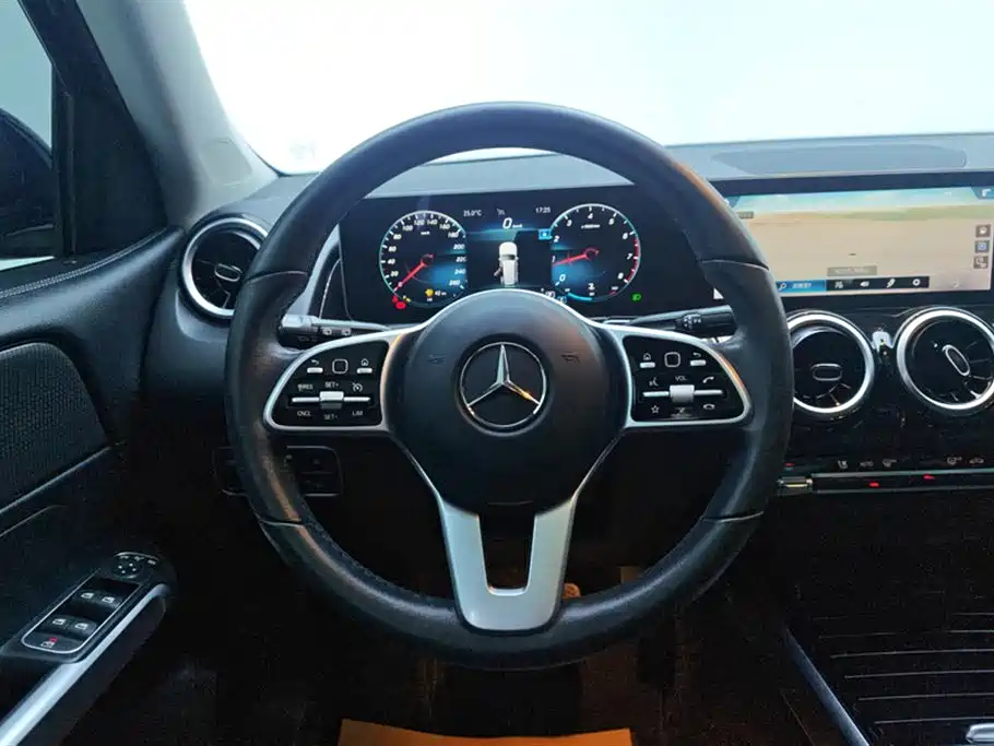 Mercedes-Benz GLB 2020 GLB 200 Dynamic купить на сайте DeffCars