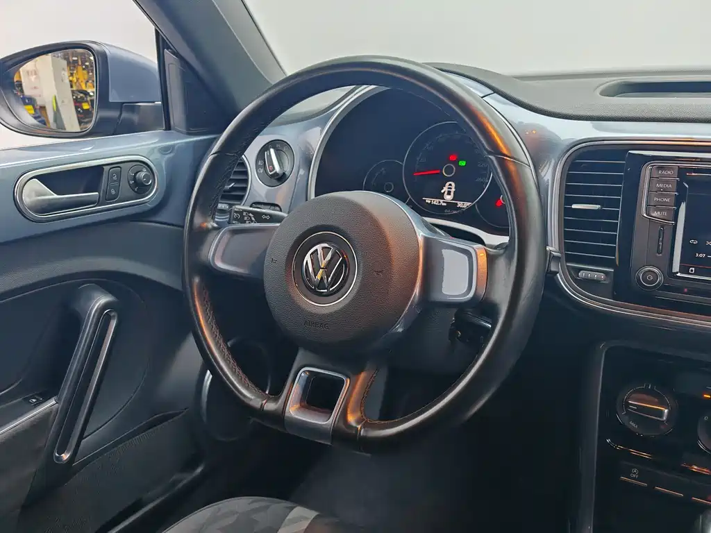 Beetle 2017 180TSI Yile Edition купить на сайте DeffCars