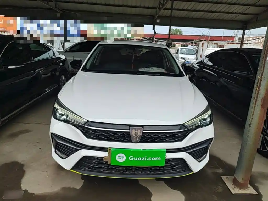 ROEWE i5 2021 facelift 1.5L CVT diamond version купить на сайте DeffCars