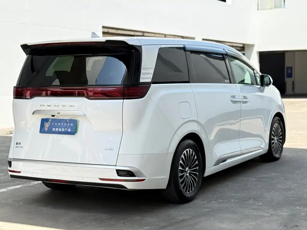 Denza D9 2022 DM-i 970 four-wheel drive premium model купить на сайте DeffCars