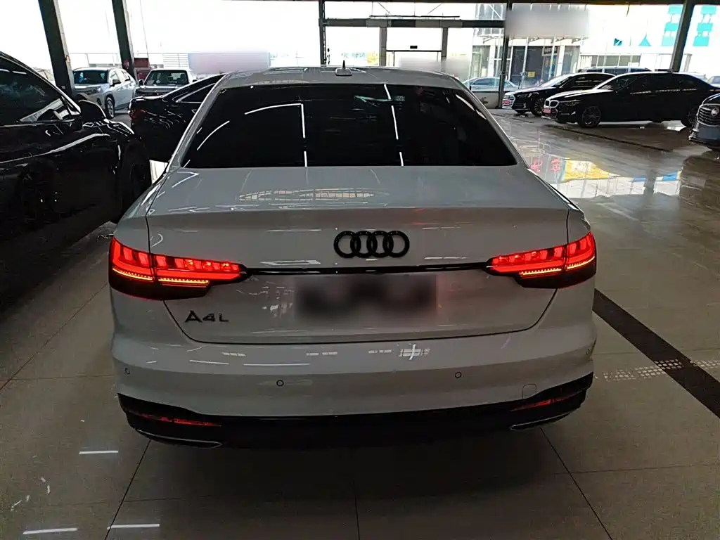 Audi A4L 2022 40 TFSI luxury and dynamic model купить на сайте DeffCars