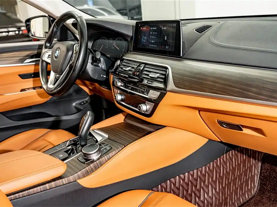 BMW 6 Series GT 2019 630i Luxury Design Package купить на сайте DeffCars