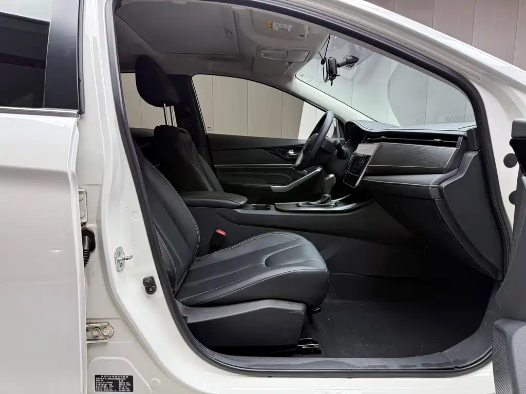 Venucia D60 2021 PLUS 1.6L XL CVT Yueliang Edition купить на сайте DeffCars