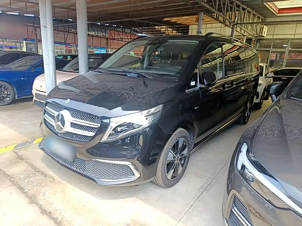 Mercedes-Benz V-Class 2021 V 260 L Long Wheelbase Premium Edition купить на сайте DeffCars