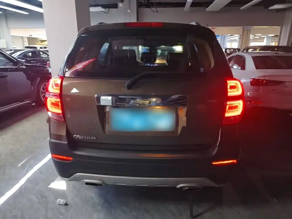 Captiva 2015 2.4L four-wheel drive flagship version 7 seats купить на сайте DeffCars