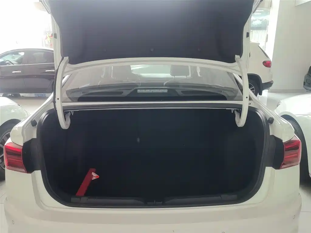 Bora 2021 1.5L automatic comfort intelligent connected version купить на сайте DeffCars