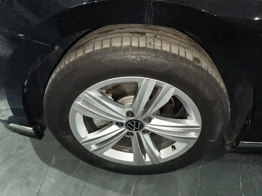 Magotan 2025 model 280TSI DSG comfort model купить на сайте DeffCars