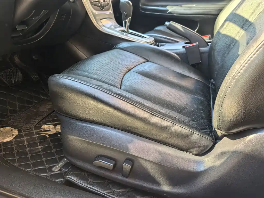 Sylphy 2014 1.6XV CVT Exclusive Edition купить на сайте DeffCars