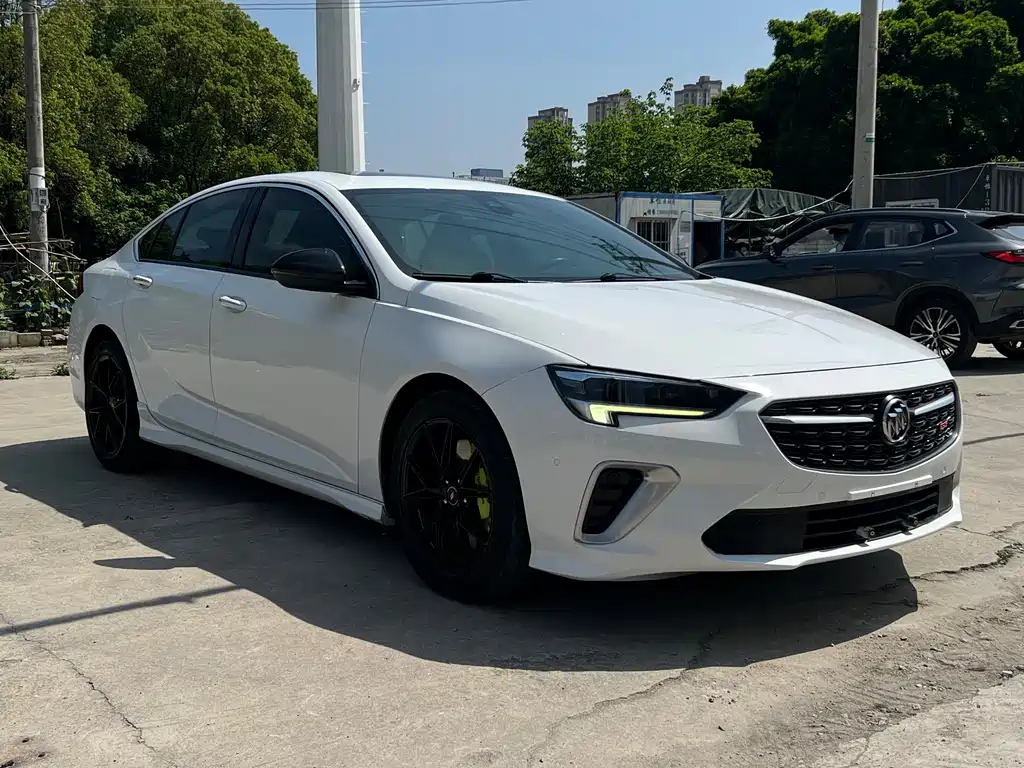 Regal 2020 GS 28T Premium Model купить на сайте DeffCars