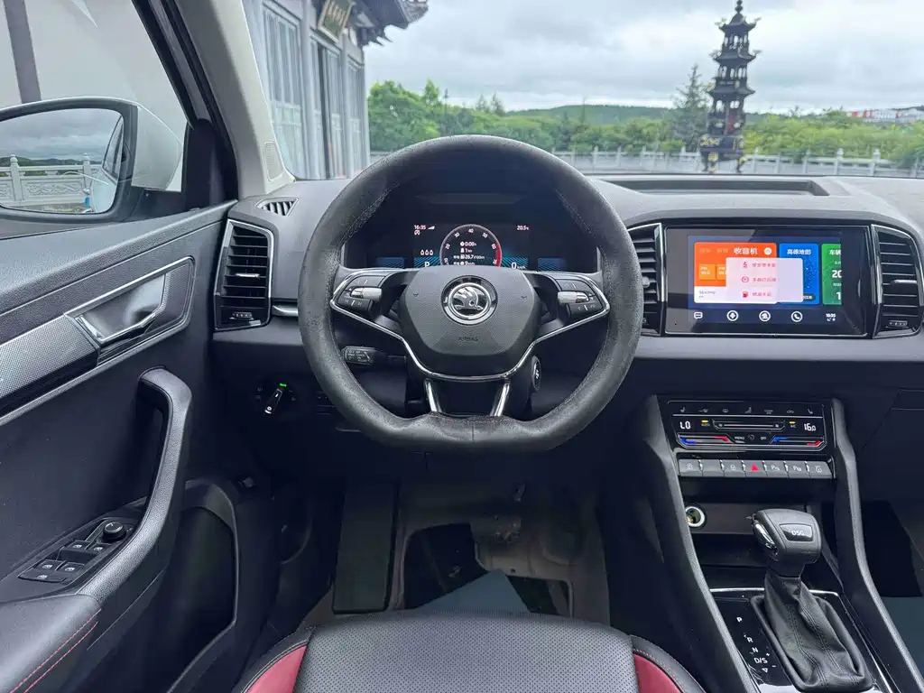 Karoq 2023款 TSI280 智曜版 купить на сайте DeffCars