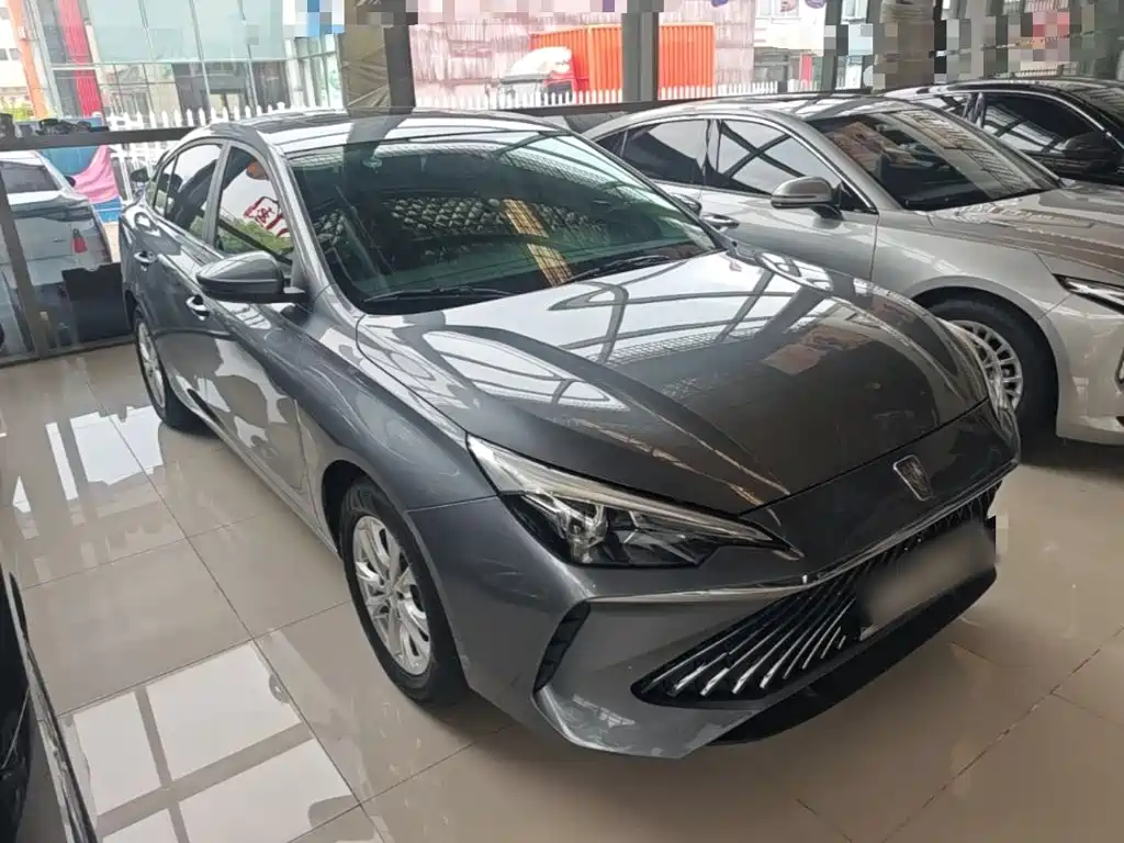 Roewe i5 2023 1.5L CVT Deluxe Edition купить на сайте DeffCars