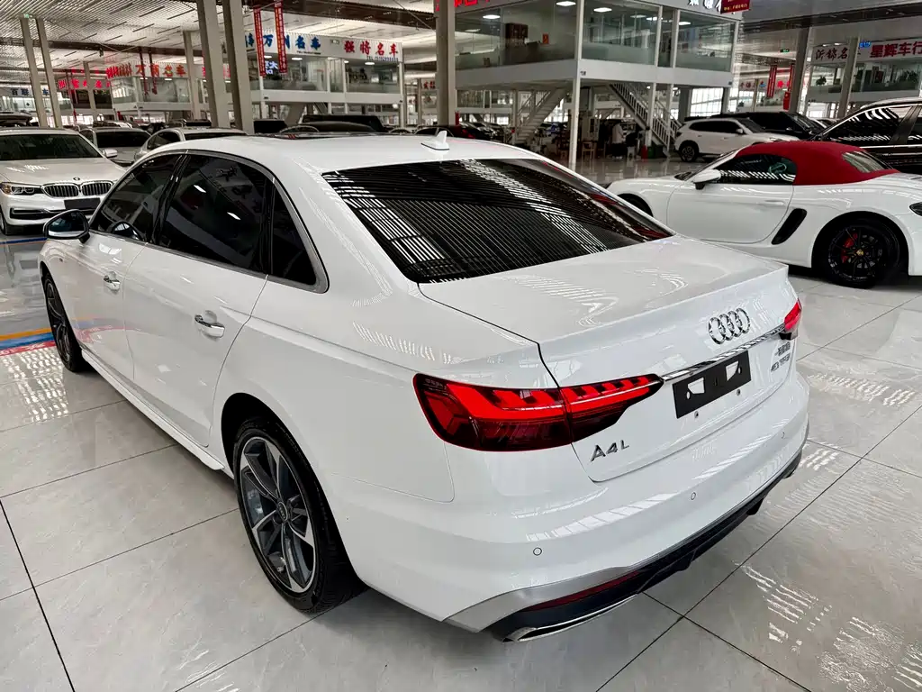 Audi A4L 2022 40 TFSI Fashionable and Dynamic купить на сайте DeffCars