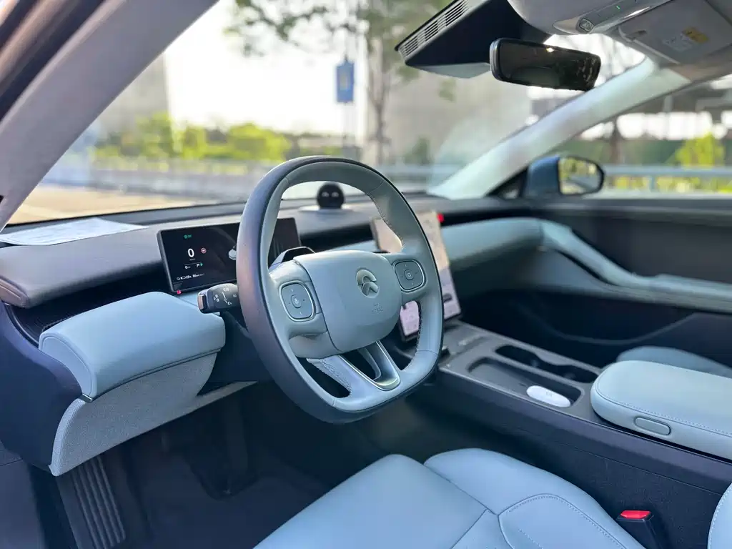 NIO ET5 2022 model 75kWh купить на сайте DeffCars