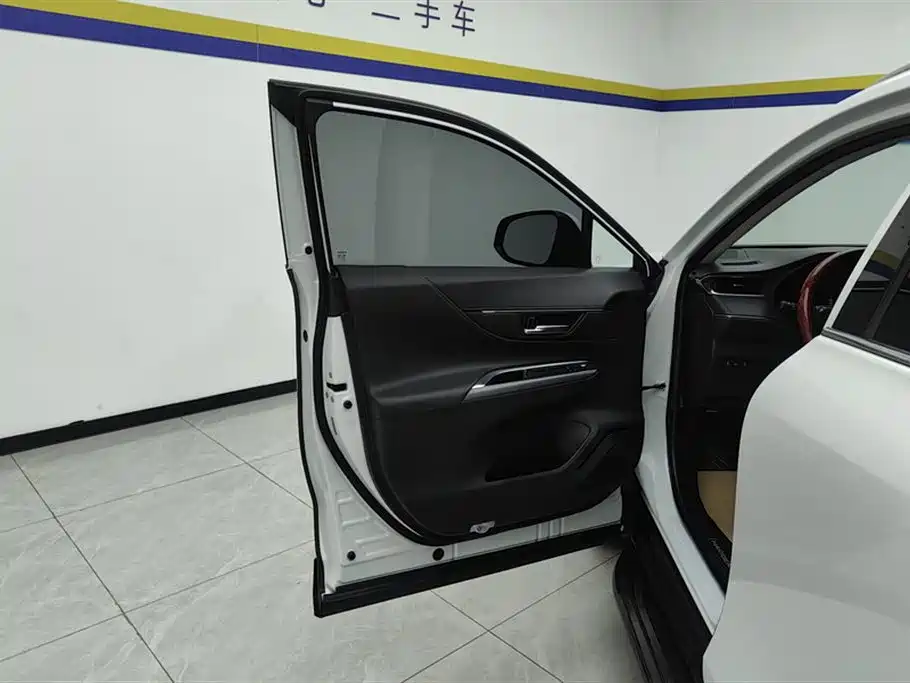 Lingfang HARRIER 2022 2.0L CVT two-wheel drive aggressive version купить на сайте DeffCars