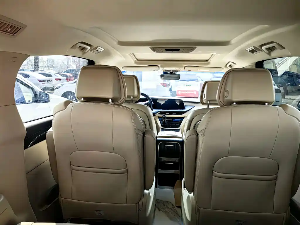 Buick GL8 2023 ES Lu Zun Exclusive Model купить на сайте DeffCars