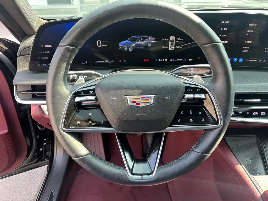 Cadillac CT6 2023 28T Platinum Type купить на сайте DeffCars