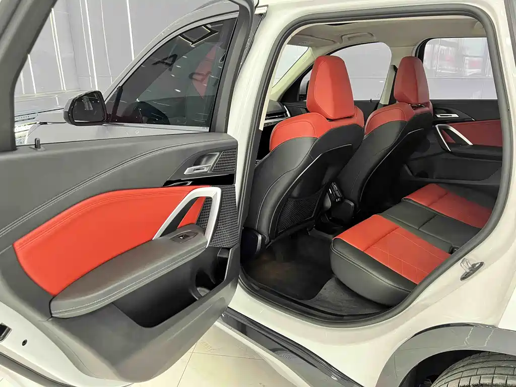 BMW X1 2023 sDrive20Li X Design Package купить на сайте DeffCars