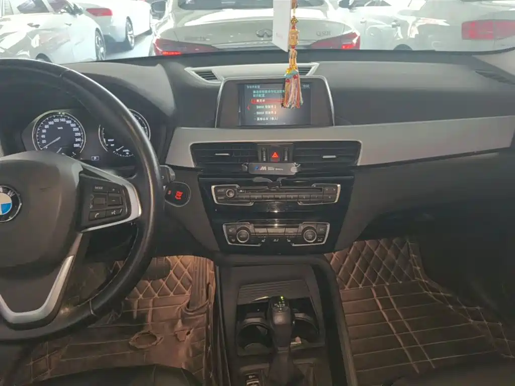 BMW X1 2019 sDrive18Li Fashion Model купить на сайте DeffCars
