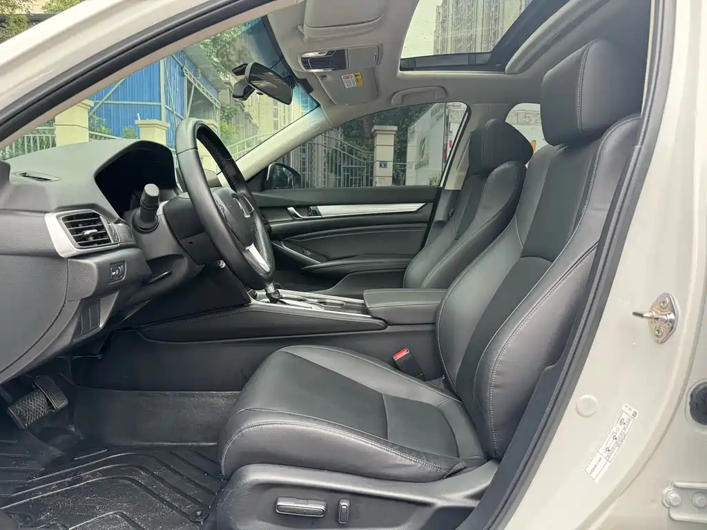Accord 2022 260TURBO Deluxe Edition купить на сайте DeffCars
