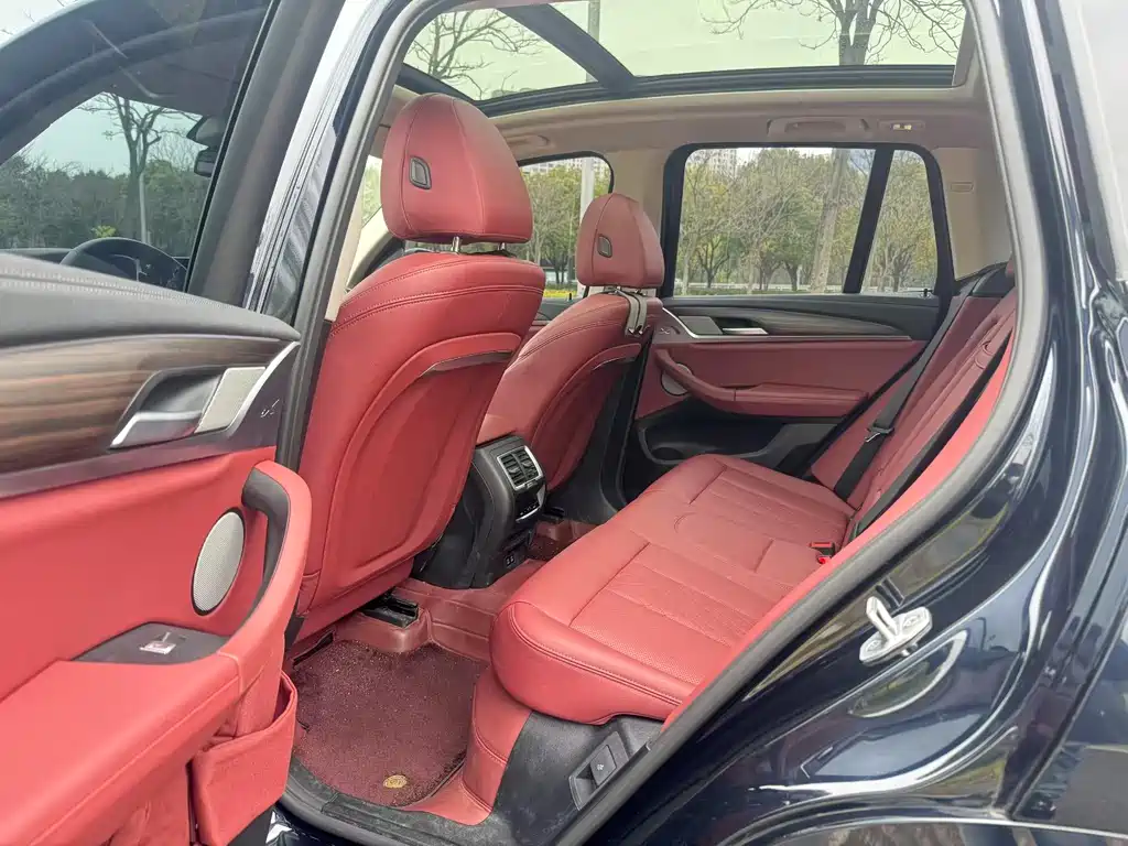 BMW X3 2023 xDrive30i Advanced M Night Package купить на сайте DeffCars