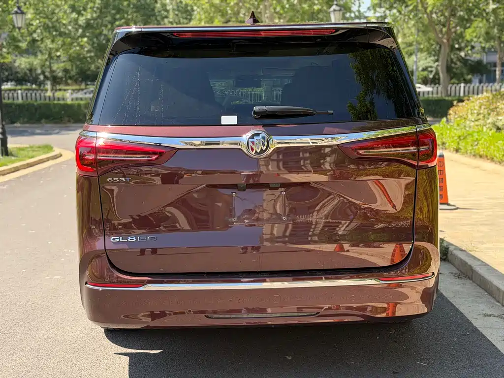 Buick GL8 2022 ES Lu Zun 653T Exclusive Type купить на сайте DeffCars