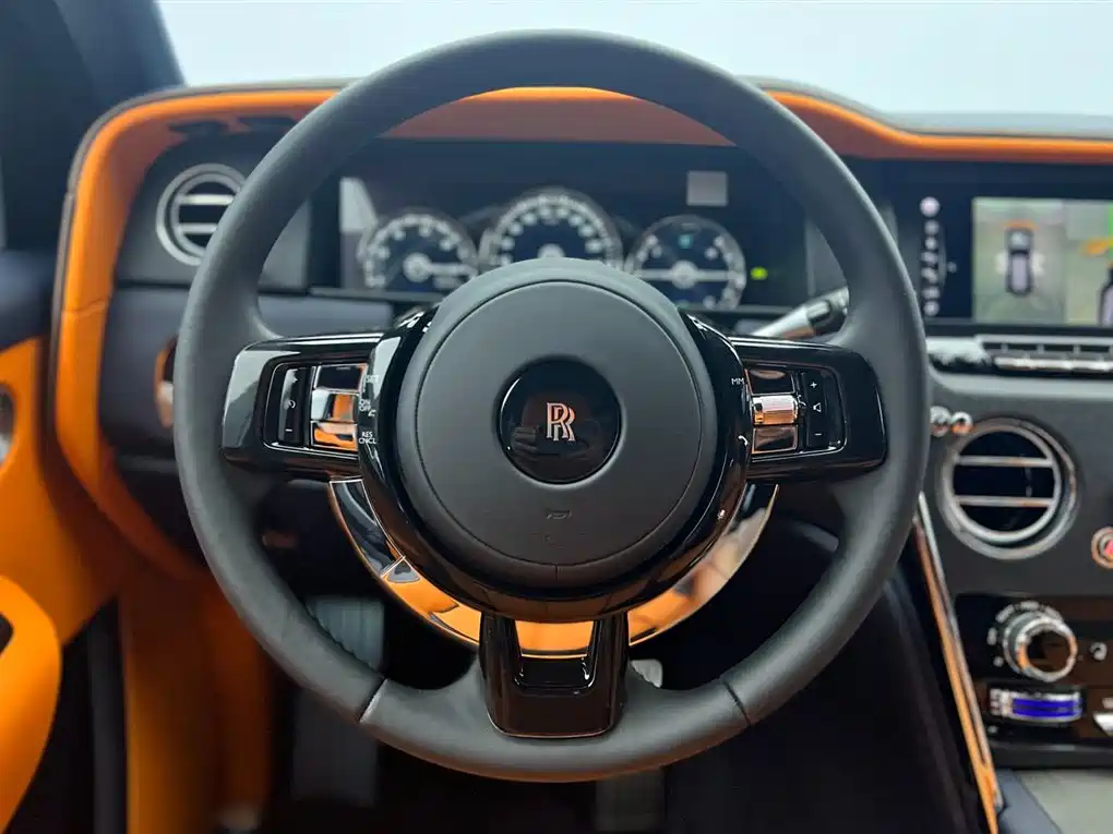 Cullinan 2018 five-seater version купить на сайте DeffCars