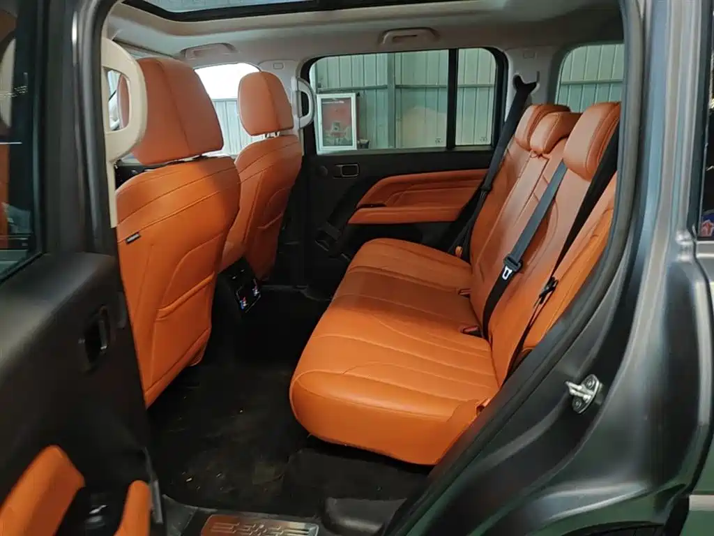 Haval H9 2024 2.0T gasoline four-wheel drive extreme version купить на сайте DeffCars