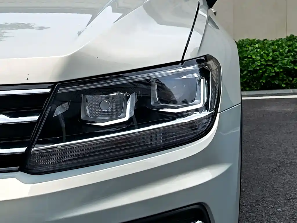 Tiguan L 2019 facelift 330TSI automatic two-wheel drive panoramic comfort version National VI купить на сайте DeffCars