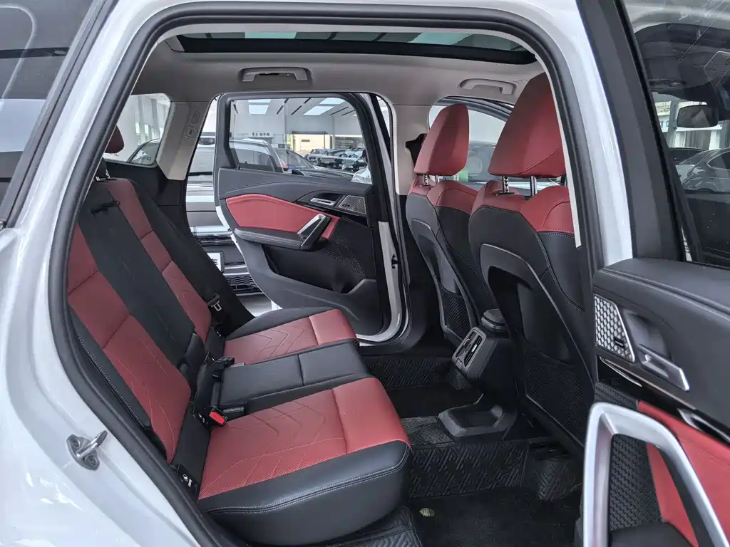 BMW X1 2023 sDrive25Li X Design Package купить на сайте DeffCars