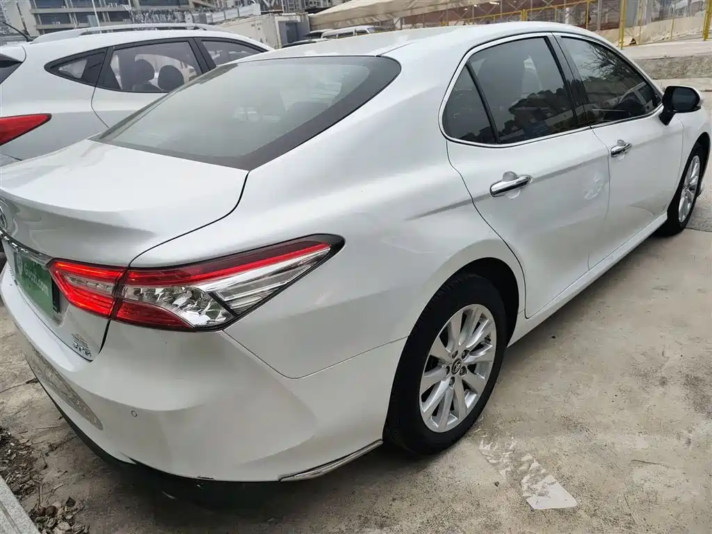 Camry 2019 facelift 2.0G Deluxe Edition купить на сайте DeffCars