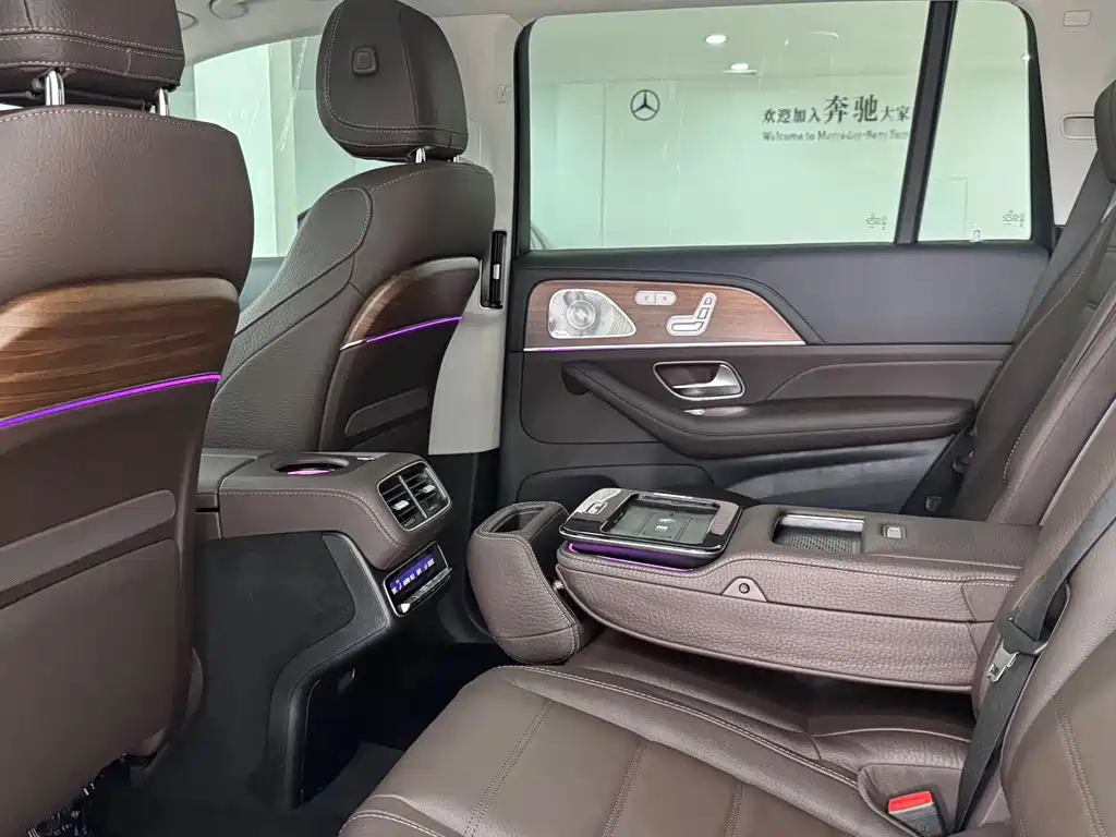 Mercedes gls 2023 450 4MATIC Luxury Edition купить на сайте DeffCars