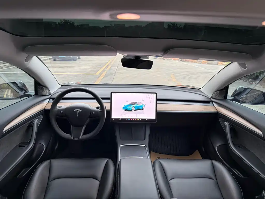 Model 3 2022 rear-wheel drive version купить на сайте DeffCars