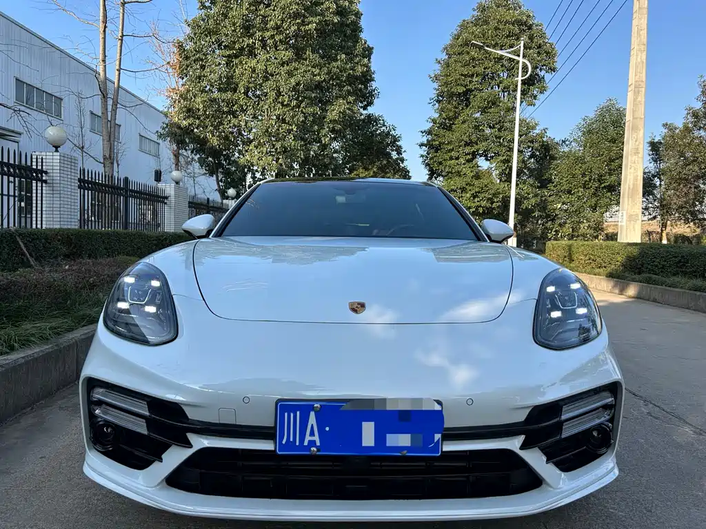 Panamera 2017 Panamera Executive Extended Edition 3.0T купить на сайте DeffCars