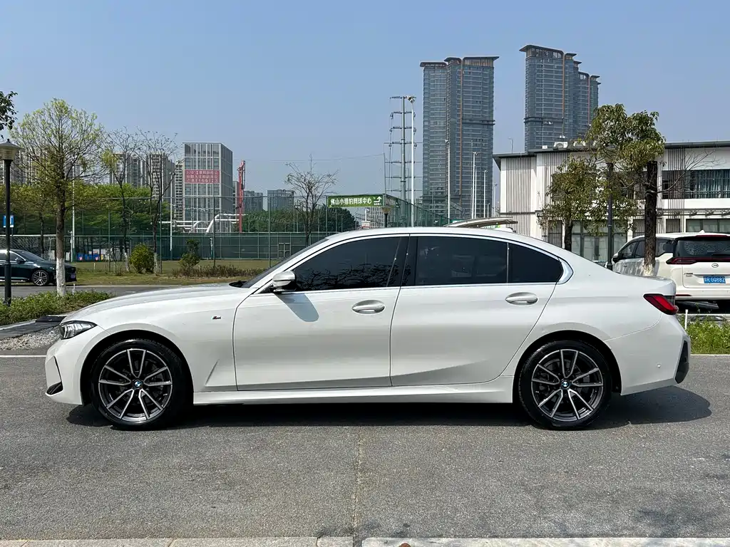 BMW 3 Series 2024 325Li M Sports Package купить на сайте DeffCars