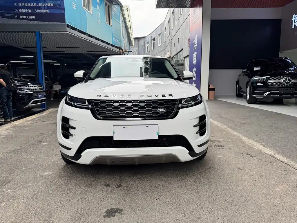 Range Rover Evoque 2023 Evoque L 249PS Deluxe Edition купить на сайте DeffCars