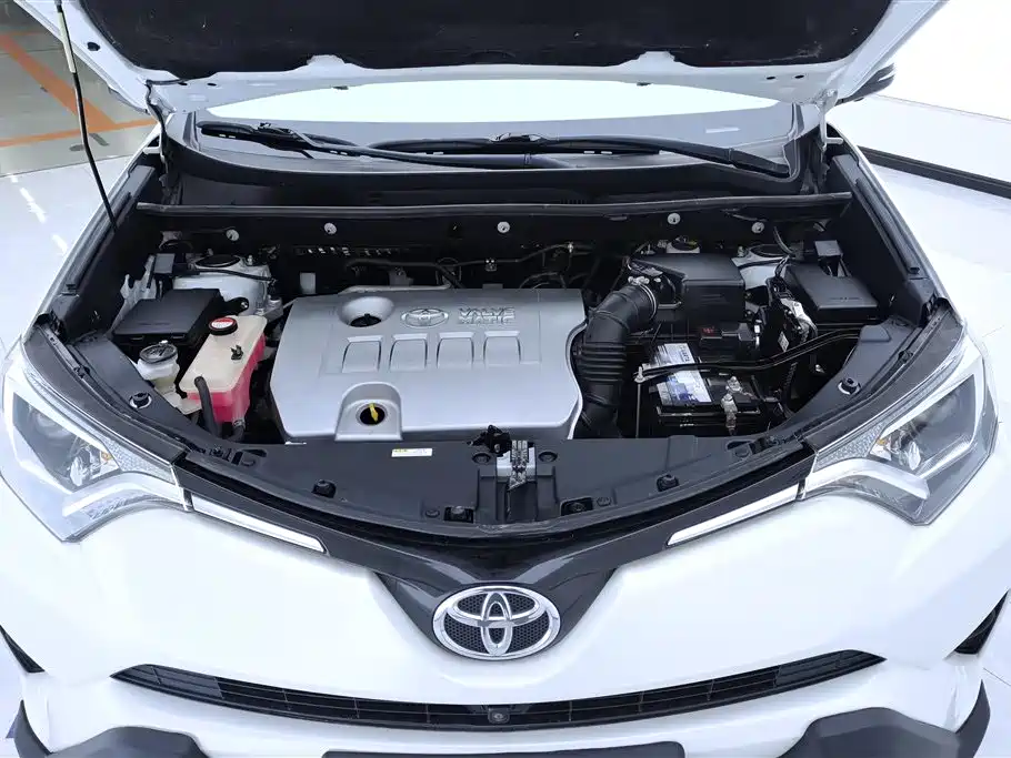 RAV4 Rongfang 2016 2.0L CVT two-wheel drive fashion version National V купить на сайте DeffCars
