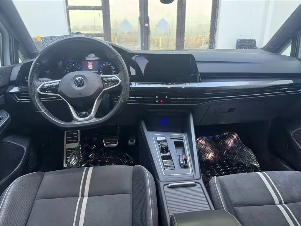 Golf 2021 280TSI DSG R-Line купить на сайте DeffCars