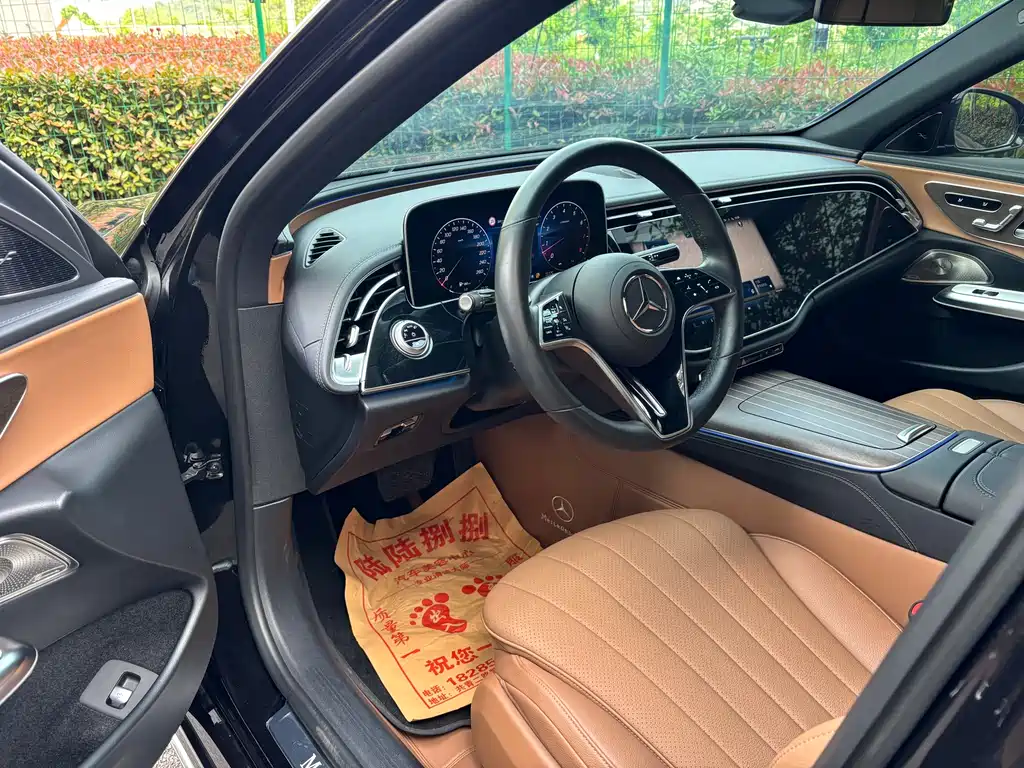 Mercedes-Benz E-Class 2024 E 300 L Luxury Model купить на сайте DeffCars