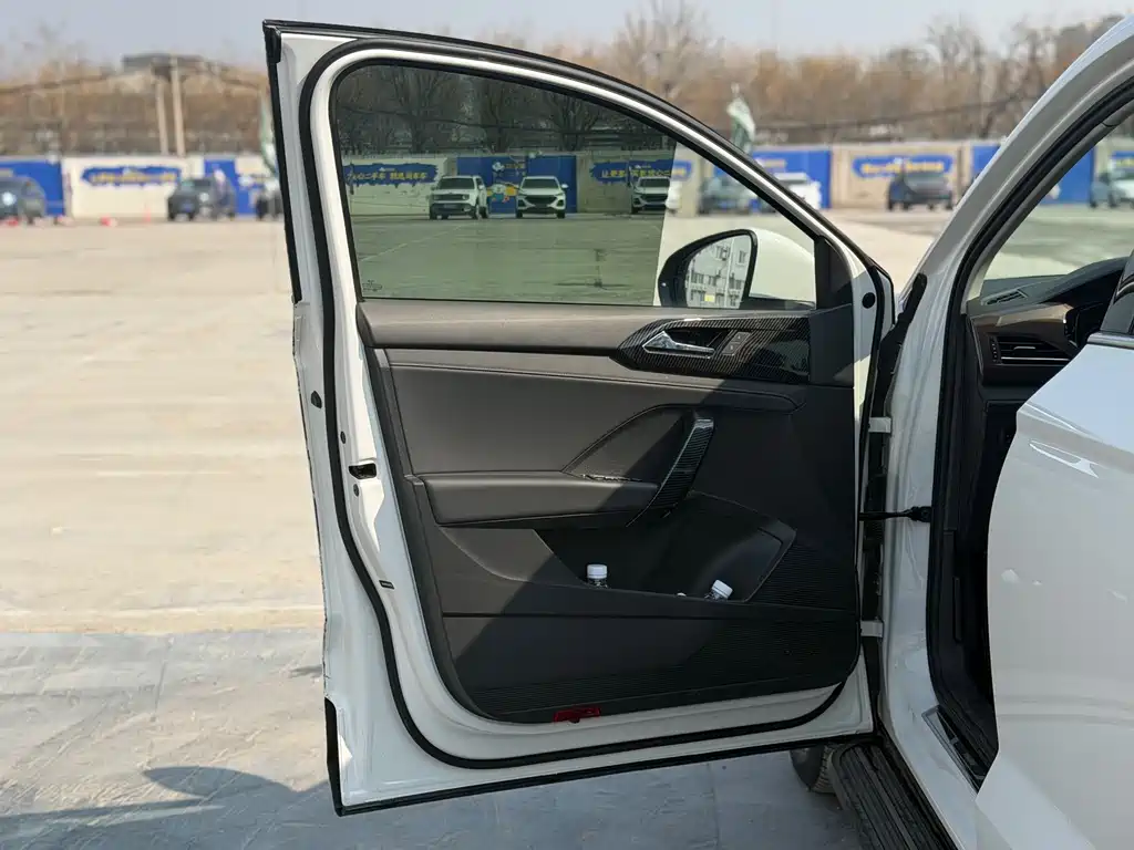 Tuyue 2020 280TSI 2WD Deluxe Edition PLUS National VI купить на сайте DeffCars