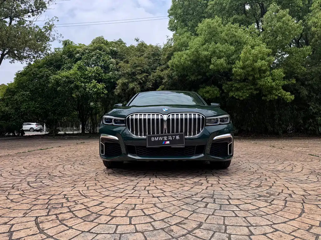 BMW 7 Series 2019 740Li Exclusive Luxury Package купить на сайте DeffCars
