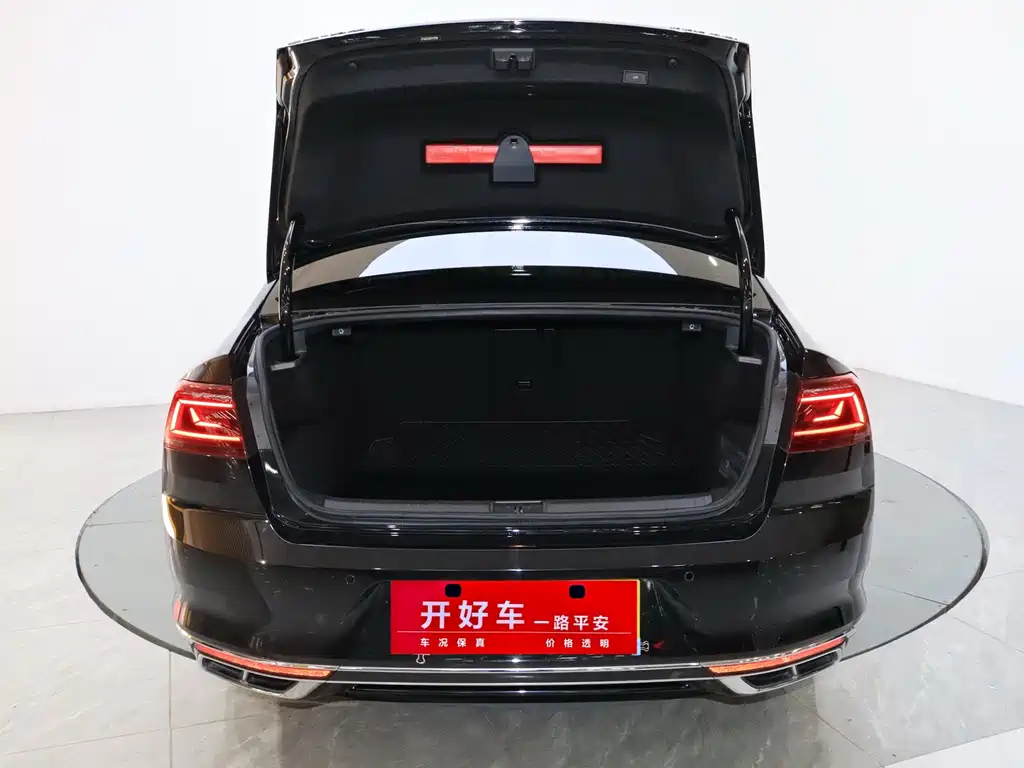 Magotan 2023 2 million commemorative edition 330TSI DSG luxury model купить на сайте DeffCars
