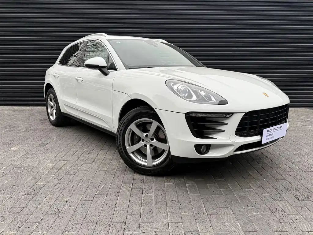 Macan 2017 Macan 2.0T купить на сайте DeffCars