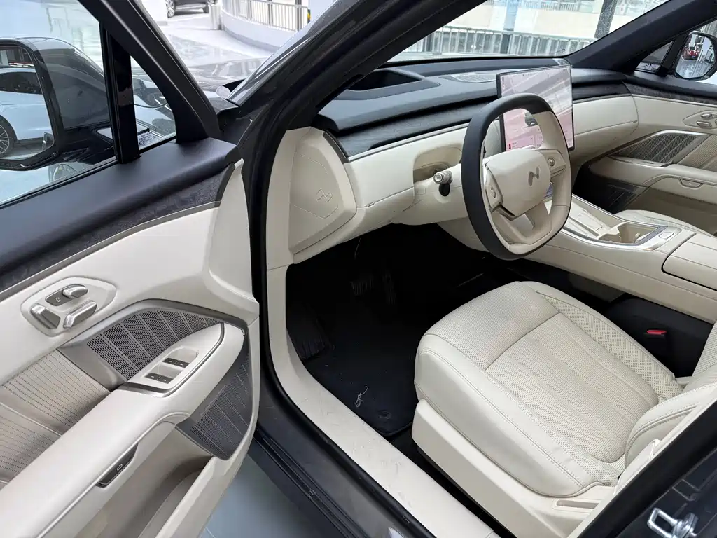 Ledo L90 2025 Ultra seven-seat version купить на сайте DeffCars