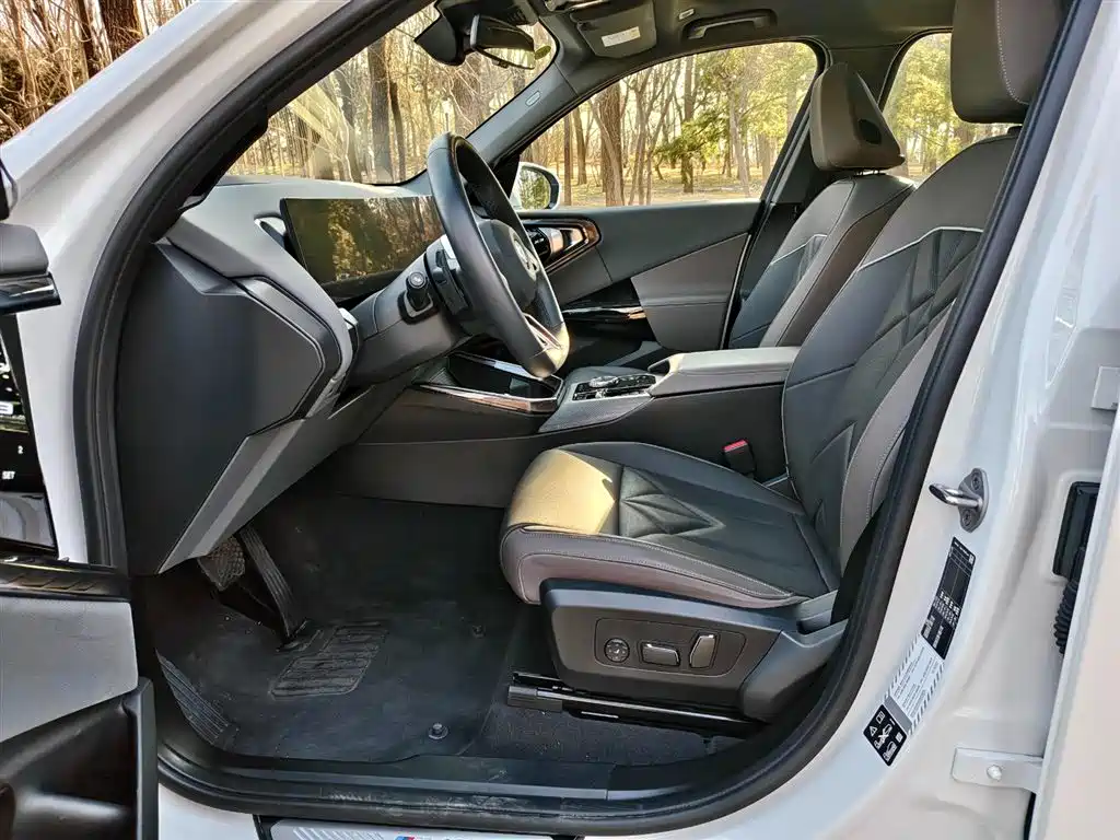 BMW X3 2025 xDrive30L Exclusive M Sports Package купить на сайте DeffCars