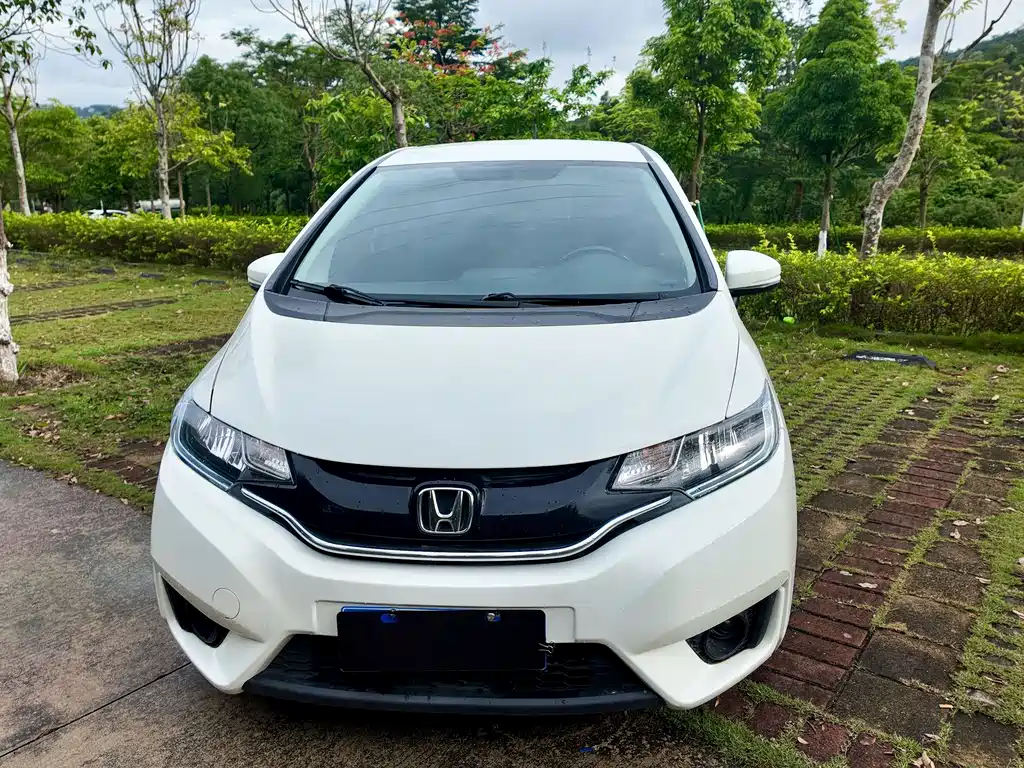 Fit 2018 1.5L manual comfort version купить на сайте DeffCars