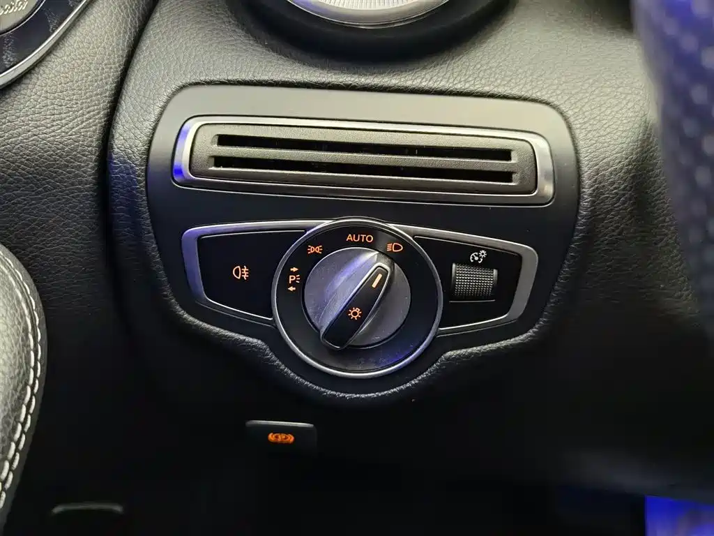Mercedes-Benz C-Class 2020 C 260 L Sports Edition купить на сайте DeffCars