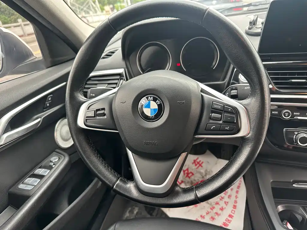 BMW 1 Series 2021 120i M Sports Edition купить на сайте DeffCars