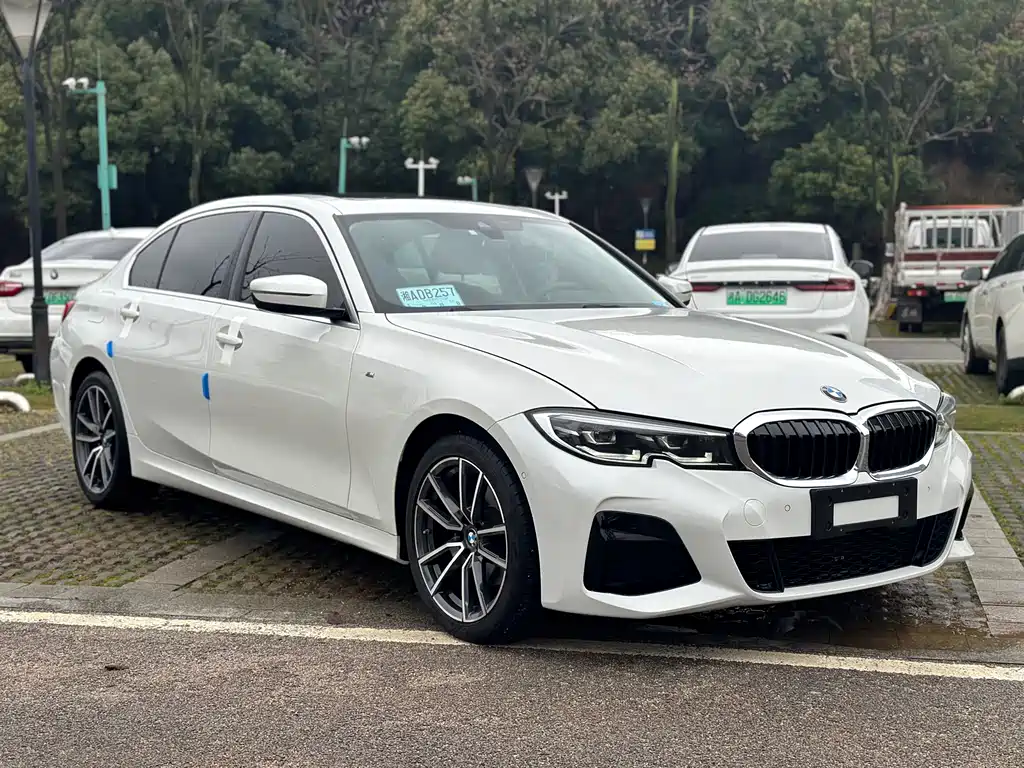 BMW 3 Series 2022 325Li M Sports Package купить на сайте DeffCars